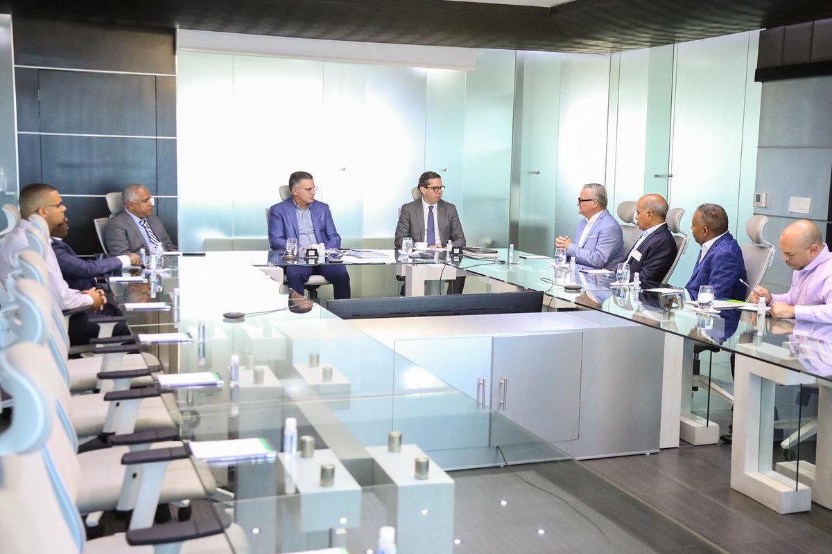 CONEP_RD's tweet photo. El Consejo Nacional del Comercio de Provisiones (CNCP) encabezado por su presidente Julio Pérez, sostuvo una reunión con nuestro presidente Pedro Brache, junto a nuestro VP ejecutivo Cesar Dargam. https://t.co/Iyhu976tgX