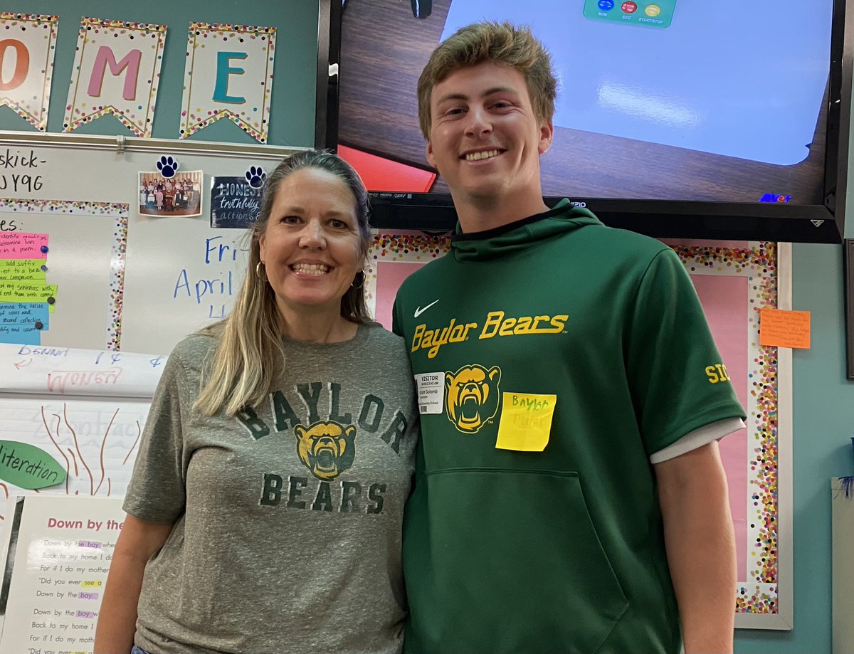 MrsDavisSBE2's tweet photo. Thanks to my former 2nd grader @GrantGolomb from @BaylorBaseball for coming to read to my class @SouthBosque! We even did a @GoNoodle workout! #SBEbrightfutures https://t.co/MCbHkXO7QZ
