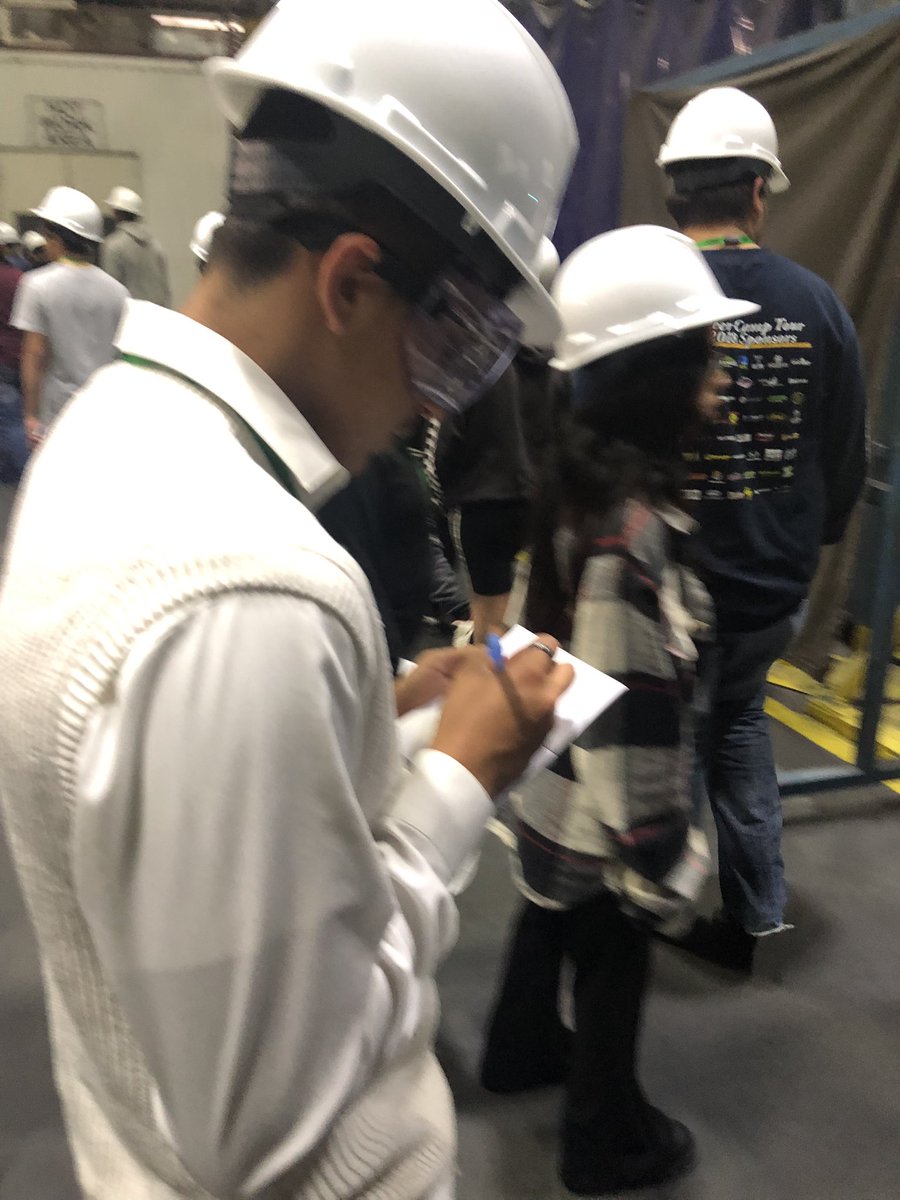 AvalosPTECH's tweet photo. @AvalosPTECH bringing the future #workforce of #NDT to the field. Integrated Process from raw material to inspection. #oilandgas #pipeline #InspectionTechnology @GiveWisely https://t.co/XUgKZCsx0P