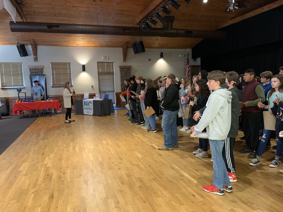mhhscte's tweet photo. A great day for Yancey County middle school  students learn about all the career opportunities they have right here in their hometown. https://t.co/dPU00FqROu