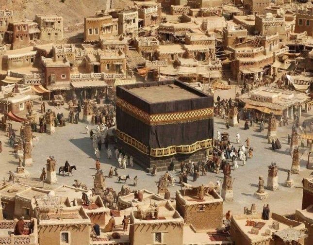 ttv51's tweet photo. ثريد - قصة خِلاف لثلاثة من العرب عند الكعبة في من هو أكرم شخص في زمانهم ‼️ ماذا حدث ومن هو الشخص الذي اتفقوا عليه بالإجماع⁉️⁉️

فضلوها وتابعوا السرد🤍🤍 https://t.co/nU0tFnmQnD
