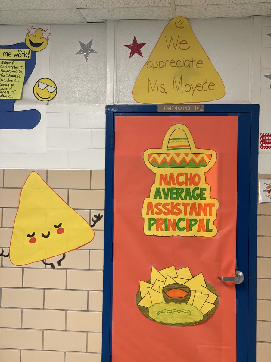 KemiMoyede's tweet photo. ''Twas a heartwarming and wonderful week! Thank you ⁦@WyllieShani⁩ Principal ⁦@AttucksPatriots⁩ and the entire 6th Grade Team for the overwhelming love and appreciation! #AssistantPrincipalAppreciationWeek #PrideofSunnyside #6thGradeTeamRocks #UnrivaledTeamSpirit https://t.co/zfOi634Ujx