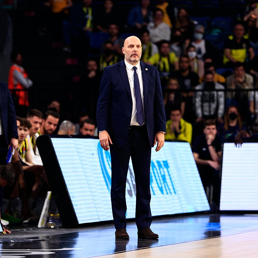 Djordjevic Kenardan Takımı İdare Ediyor