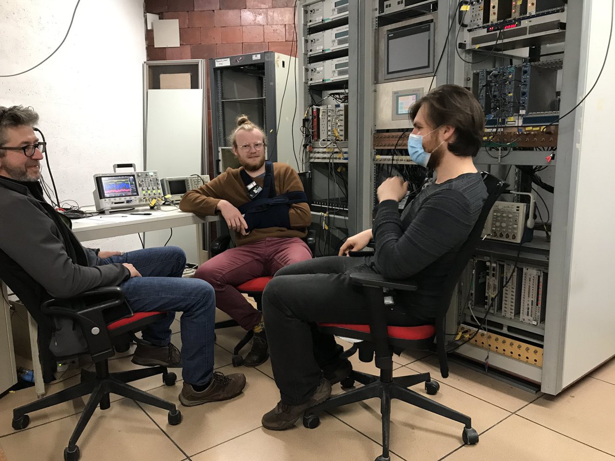 GANIL_SPIRAL2's tweet photo. Tonight #GANIL teams are optimizing the release of exotic ions of the new #SPIRAL1 source! For higher intensity and improved reliability of GANIL exotic beams for great science ! #nuclearphysics #nuclearastrophysics #teamwork #cestcommecaauGANIL https://t.co/zRulr5qoyv