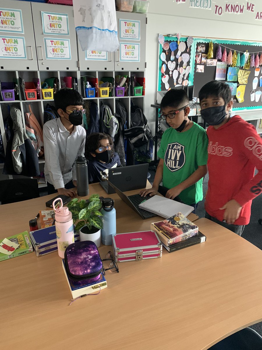 MrsFoxLPS's tweet photo. Lots of excitement in 4th grade today as we kicked off our final Spring Book Battle! Let the reading begin 📚 #ivyhillleague https://t.co/SKDvqZP5rs