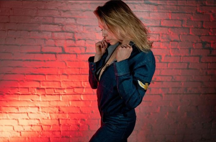 Tonight! Fri 4/8 at the Box Factory 1519 Decatur st

Performing for <a href="/BkFashionWeek/">BrooklynFashionWeek</a> in a denim jumper on a denim canvas for Denim Night Out, the final piece donated to <a href="/BKStyleFound/">BK Style Foundation</a> 

Fashion Show at 9
Performance at 10

#Brooklyn #art #fashionshow