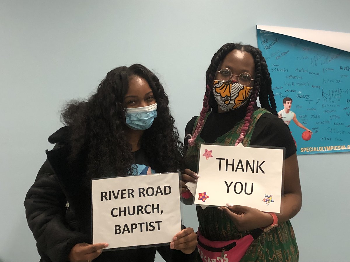 RRCBaptist's tweet photo. Through the Micah program over the past 8+ years, we have developed strong ties with Oak Grove Elementary. Because of the generosity of our church, the BOM was able to recognize the entire school staff for their efforts during the pandemic. https://t.co/hgu2loWePR
