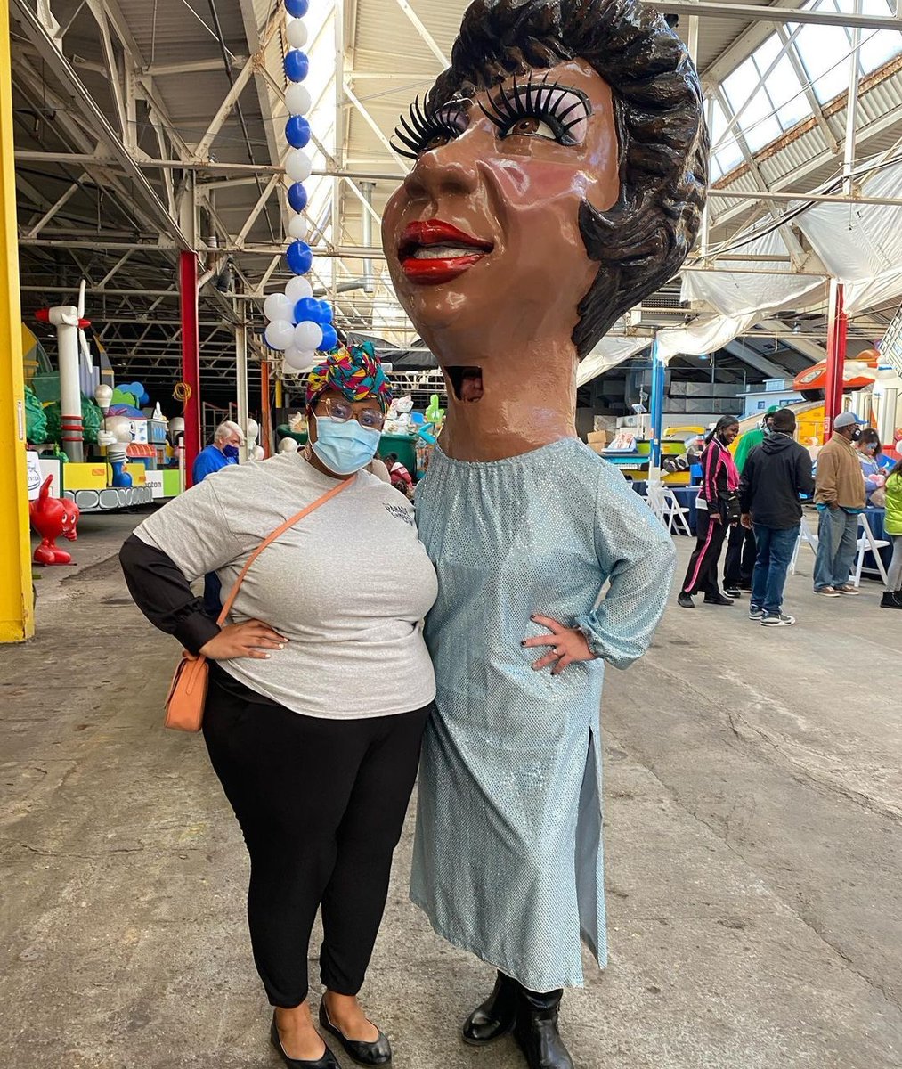WayneGradSchool's tweet photo. ANNOUNCING the 3rd place winner of our “A Day in the Life” Awards for Graduate Student Appreciation Week: Anu Ngwa!! Check out her original #WSUGradWeek post on IG: https://t.co/qTBto0SS5w https://t.co/NL33NPstiz