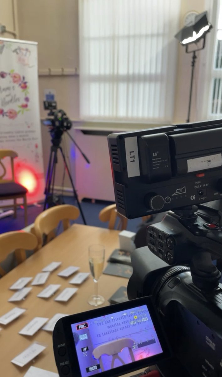WillFoxxTV's tweet photo. #SelfShooting A great couple of nights working with one of my fave freelance clients, @PimmsandNeedles, creating some educational content for schools π₯
#BehindTheScenes #foxxfilms https://t.co/Kiu3Zt4myw