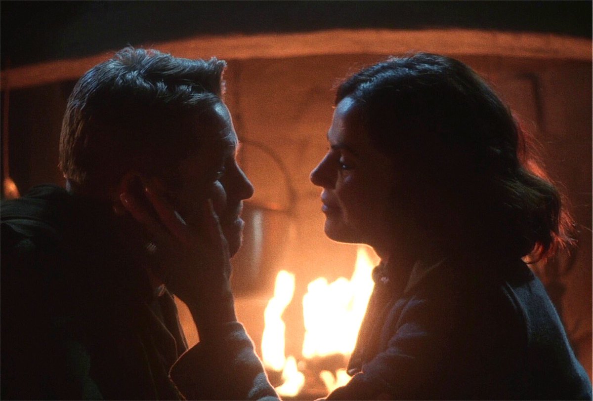 best of outlaw queen tweet media