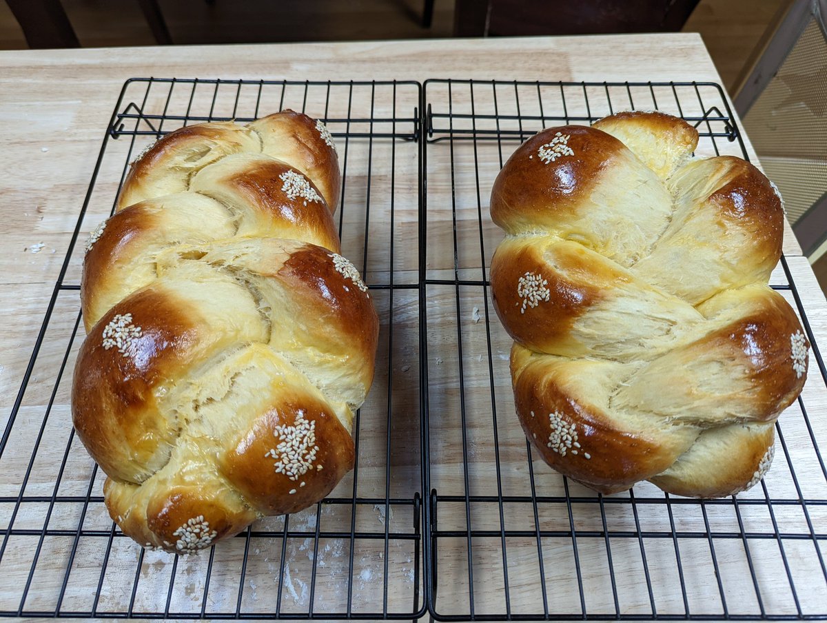 SethJMeyer's tweet photo. Two challahs waiting for #shabbat. https://t.co/Em6sLwMfK2