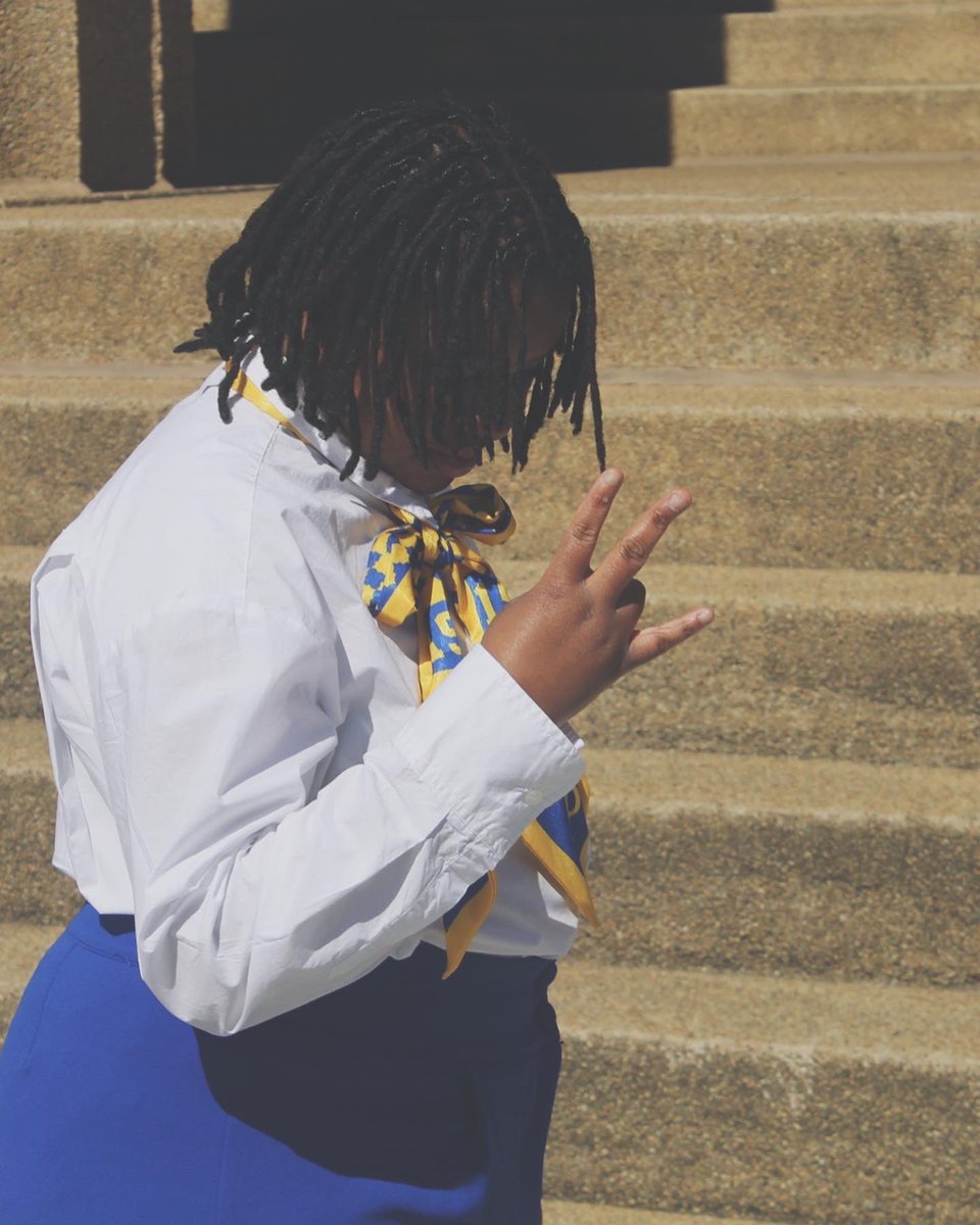 TJakeyy14's tweet photo. Centennial Baby 🐩
In Sigmaland I am known as Creative Σoul 🐩💛💙 https://t.co/GNHRwxq3Hp