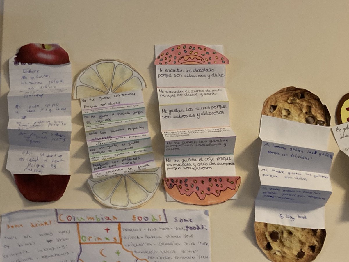 FrauGiles's tweet photo. So many superb concertina mini-books made by year 7 and 8 Spanish classes ⁦@DebenhamHigh⁩ ⁦@DebenhamHighMFL⁩ 🇪🇸 📚 -I’m running out of wall space! ⁦@valleseco⁩ 💡 #lacomida #megusta #Spanish #mimochila #minibooks https://t.co/qlHFwiQcgR