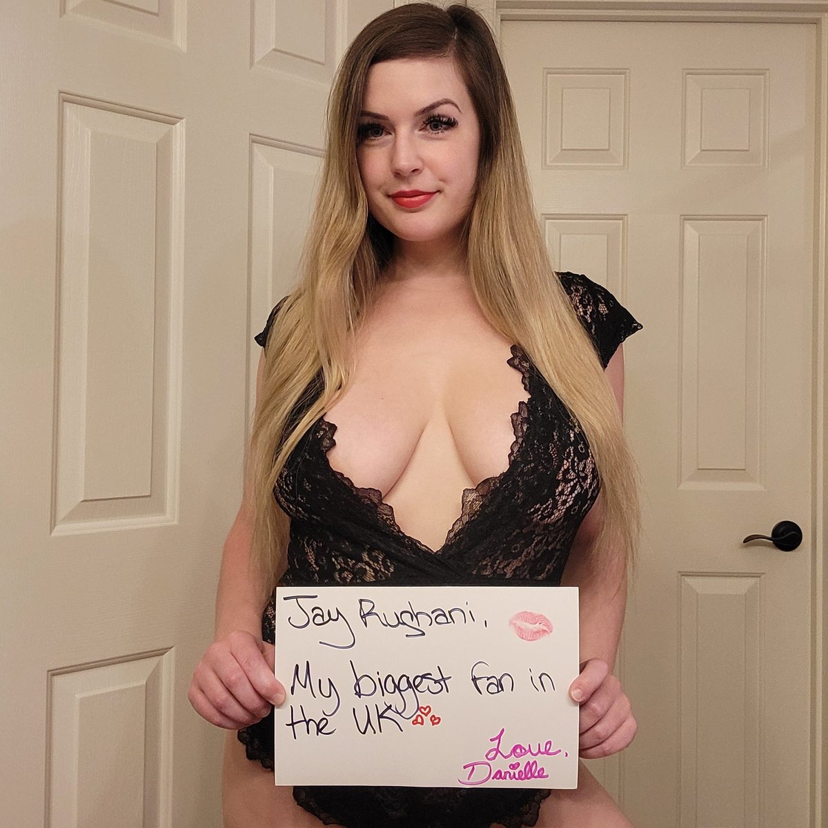 DanielleFTV tweet picture