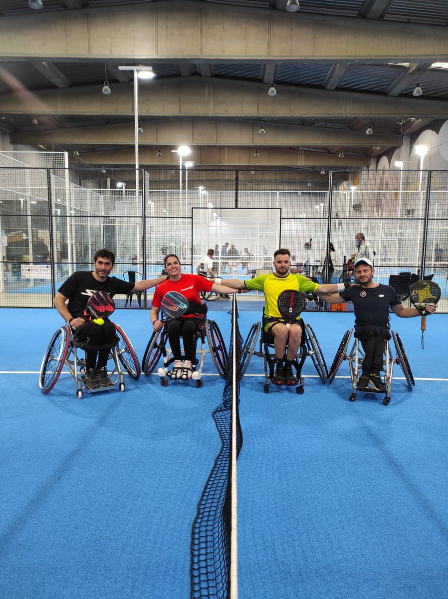 FEDEDDF's tweet photo. Concluye la primera jornada del IV Nacional de pádel en silla de ruedas en el @padelarium de #Gavá 

Información 👇
https://t.co/X9t1PEMsTI

🥎🥎 #padel #padelensilla #Gava https://t.co/GvFAuGfVPH https://t.co/slvSPoYe1v