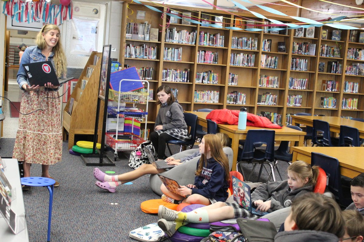stvincentschool's tweet photo. We close out #SVLibrary Week sharing the 6th grade students playing a Kahoot! Library Challenge Quiz with Mrs. Zanarini. Keep reading students! https://t.co/oXG5Nv5BuQ