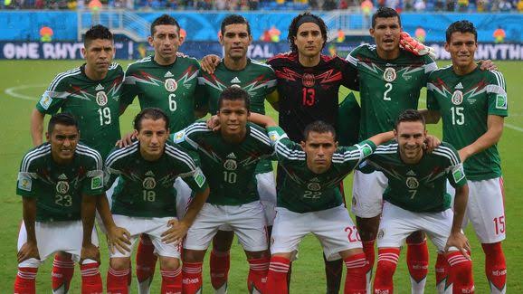 Pambol_Azteca's tweet photo. Este hilo contiene goles mexicanos de los últimos 5 mundiales. https://t.co/LTFeb2Ht6W