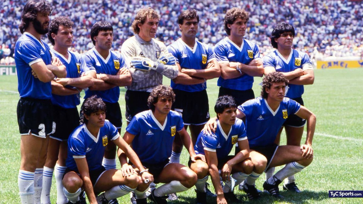 NDPRadio's tweet photo. #AHORA #NubeDePalabras
"Cuando íbamos a jugar contra Inglaterra las camisetas no eran caladas como Bilardo había pedido así que tuvimos que salir a comprar otras 48hs antes" Rubén Moschella, Gerente de selecciones en México 86

Con @diegosehinkman y @cdmanzoni por @fmmilenium https://t.co/uSzdeQfNN2