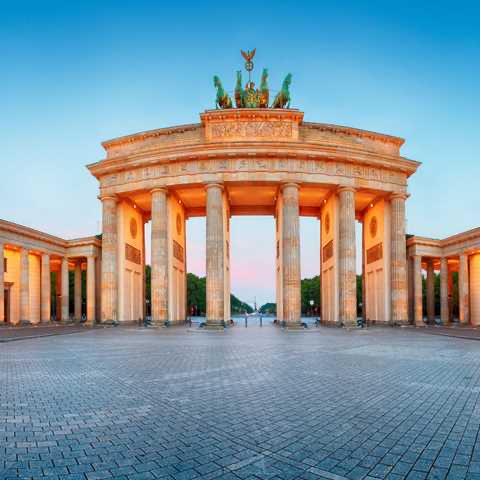 Super excited to take our history warriors on the long awaited trip to Berlin in the morning! I will be posting updates as we go! See you in the morning! Now for bed 💤 🛌 
Mrs Seve.