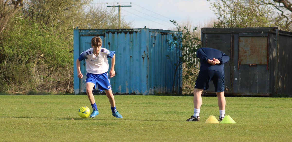 ActionPhotosTH tweet media