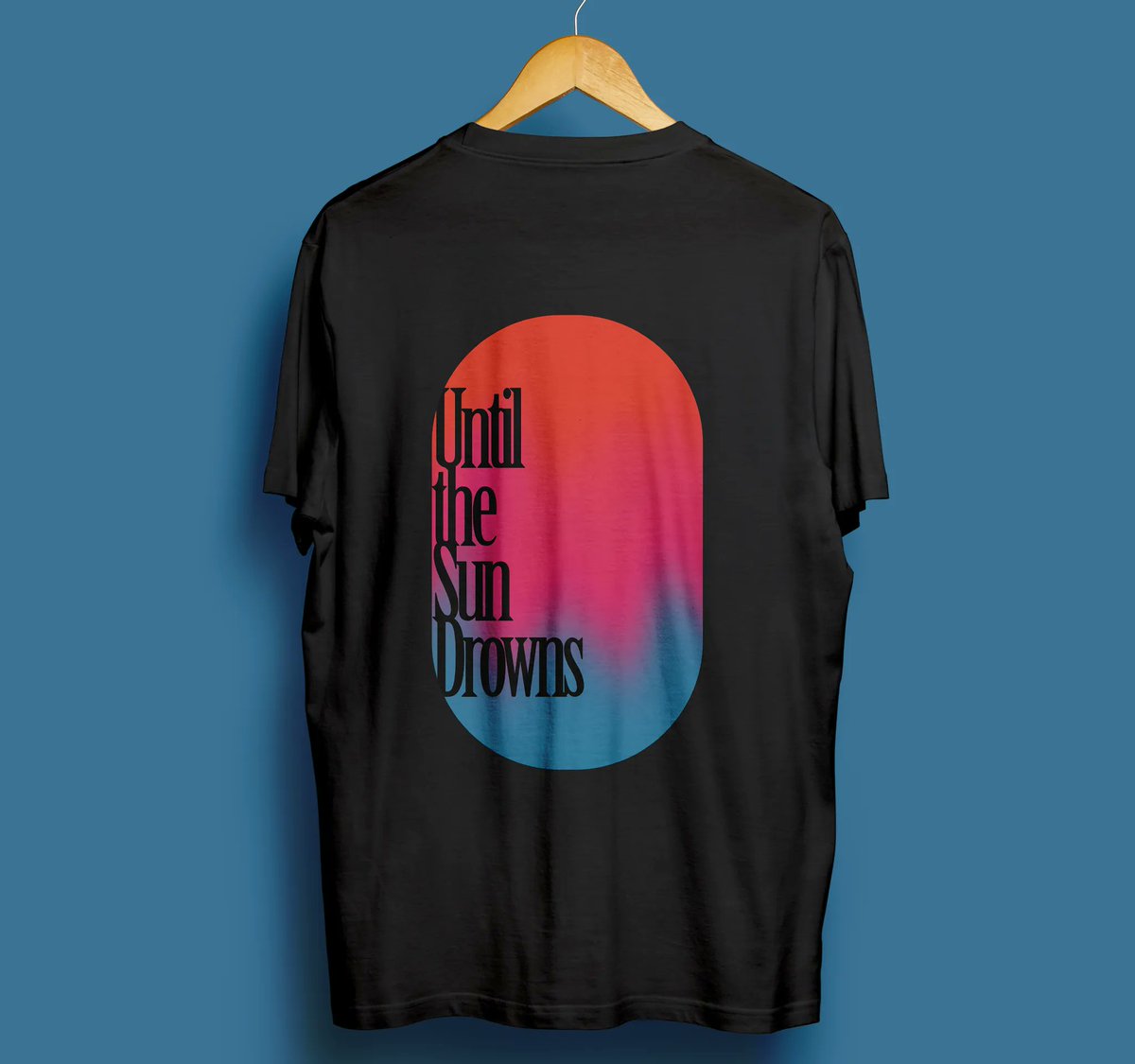 flightclubva's tweet photo. "High Roller" Tee from tour is now available in our merch store! Super comfy, super stylish 🕺 Once they're gone, they're gone, so get after it.

Design by @hereincolour 
https://t.co/nwhFLCmXF7 https://t.co/NYJgFckU47