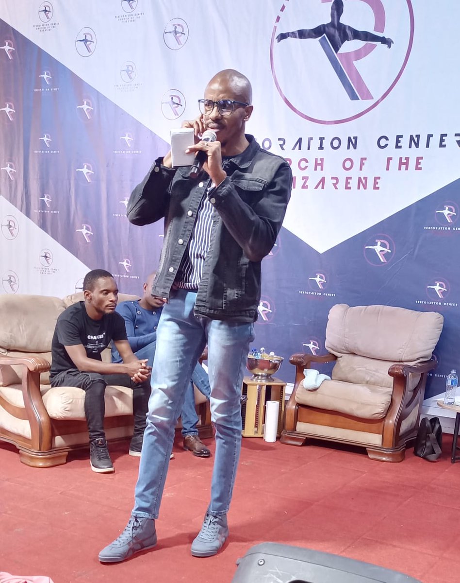 mhlonst's tweet image. #VulaVulaLetsTalk. 
#STMhlongo.
#InspirationTalks.

When you are born to do a thing, you will never stop at anything until you achieve that special thing.