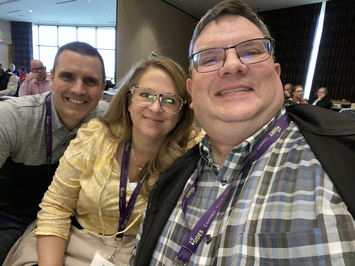 clintsurry's tweet photo. #BlendEdBC #dlsymp22. Learning and sharing with a few of the most awesome team from SIDES at the DL Symposium 2022 #dlsymp22 https://t.co/nG179WHWse