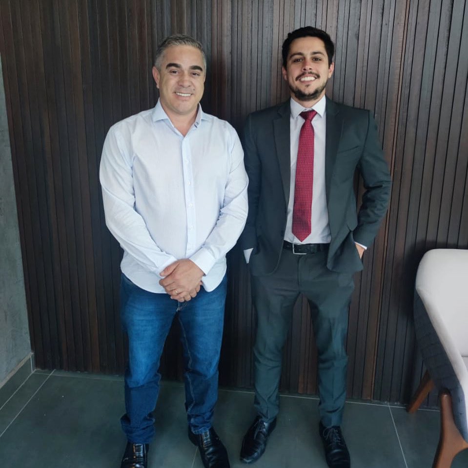 prefpaulodella's tweet photo. Absolvido no Tribunal Regional Eleitoral
Acabou agora a sessão de julgamento no TRE de processo movido contra mim, meu vice e nossa coligação nas eleições de 2020, a sustentação oral foi feita por meu advogado, Thiago Simon, e novamente tivemos êxito! 
 O trabalho vai continuar! https://t.co/GmOgqiNdSa