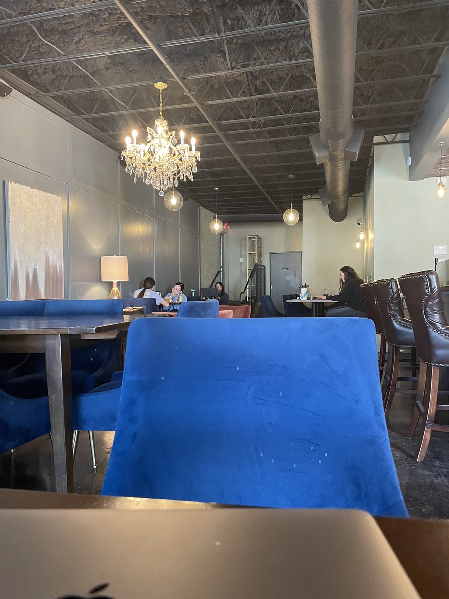 mitchwhitten's tweet photo. #zoomview #worklife @nearsouthside https://t.co/nESTfIoaS8