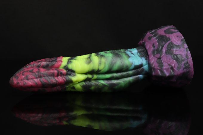 I broke my toy ban tonight....😈✨ https://t.co/oIiLm4ncKw