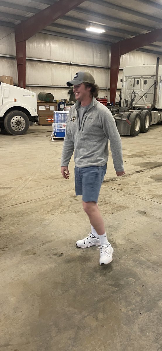 Kelly Garrett tweet media