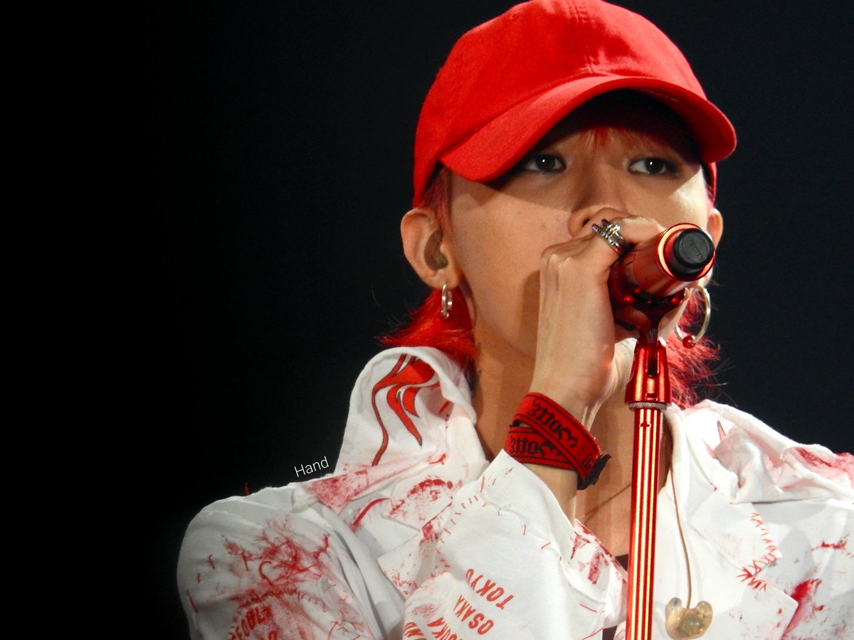 se7en99boa's tweet photo. #BIGBANG #StillLife #GDRAGON #GD #권지용 #지드래곤 
I try to find some pictures to upload 😆
it's my best time in the past 🥲🥲
I really hope they will stand on the stage together again 😭
I will wait for you guys no matter how long to wait 
I am alive then I am still life 🙂 https://t.co/naexoAS5Fz