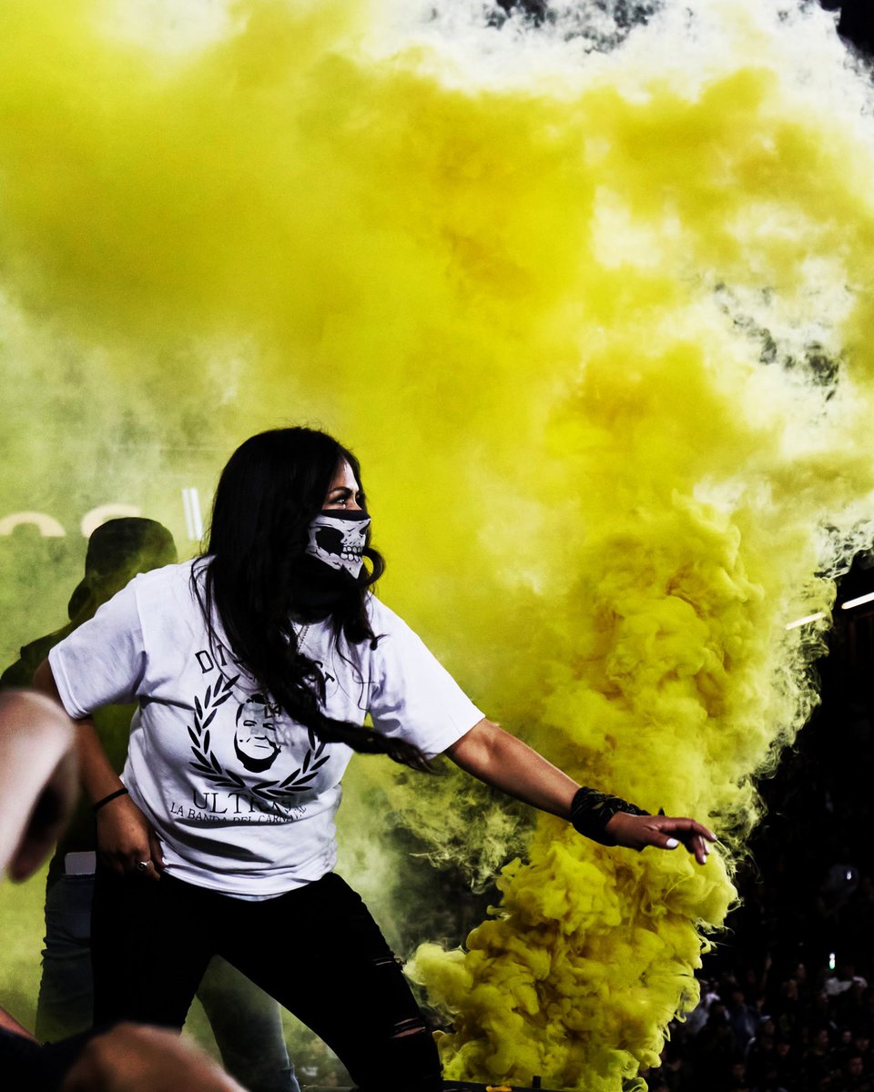 lafcluchador's tweet photo. #LFG #waitingfortomorrow @district9ultras @LAFC3252 @LAFC https://t.co/iYMqATyLsL
