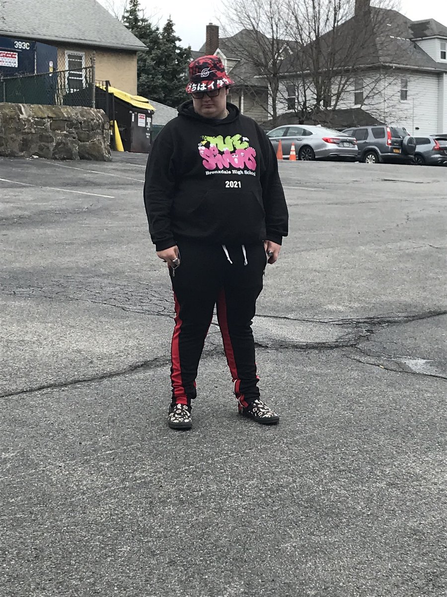 Dylan (@luczi1la) on Twitter photo 