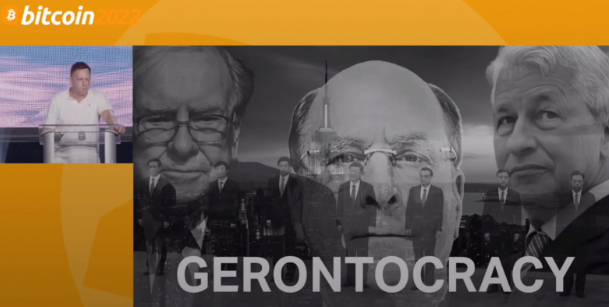 CryptoKronicles's tweet photo. Peter Thiel makes an enemy of 1. #WarrenBuffett  2. Traditional banks like JP Morgan 3. Bureaucrats
#Bitcoin vs #gold = Old rich vs new rich https://t.co/GDcqqP4YW7