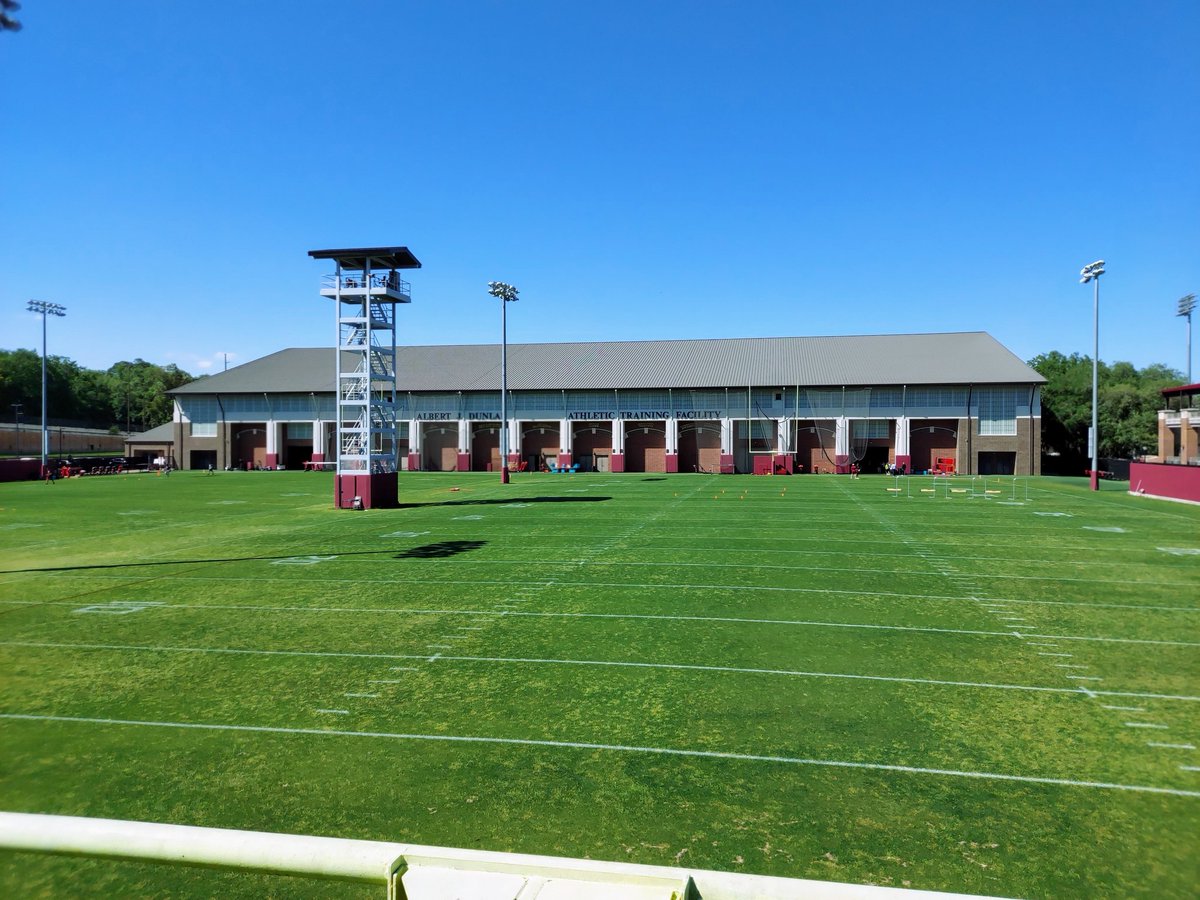 FSUCoachesVideo's tweet photo. It's nothing like a cool, breeze Spring day for one last @FSUFootball Spring Practice the Eve of the #GarnetandGoldGame!!!! @FSUCoachesVideo ready for the 🎬!!!! #VideoU #GONOLES #UNCONQUERED 👀 ☝#KeepCLIMBing....🍢🍢🍢🍢 https://t.co/hBrAfnOCd9