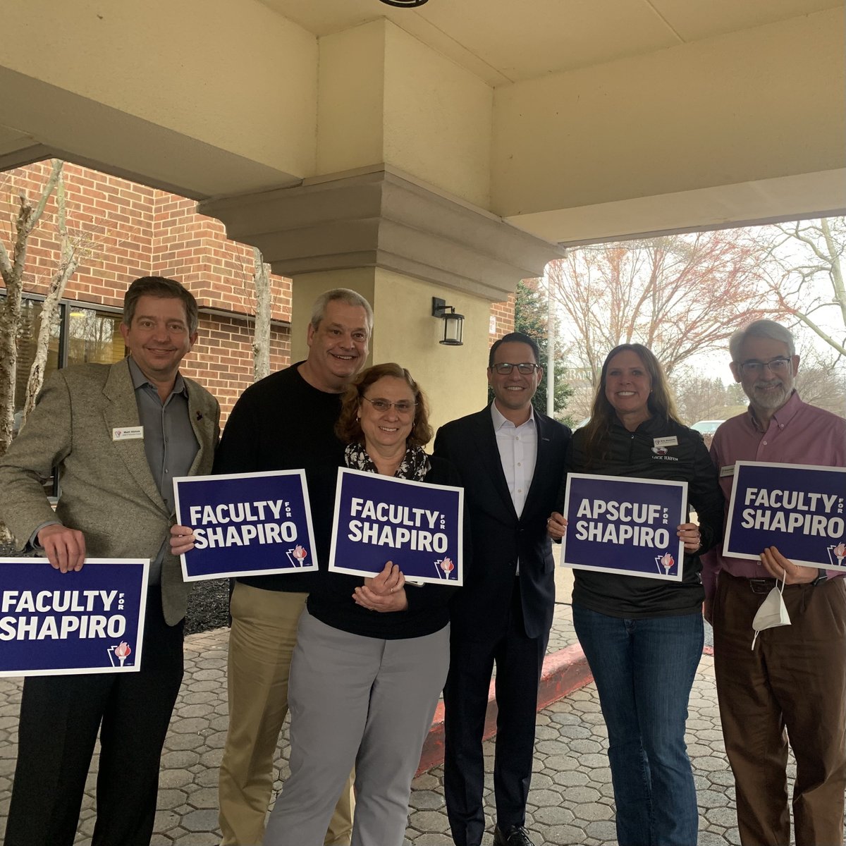 Attorney General and gubernatorial candidate Josh Shapiro got us pretty pumped up with his support of union rights and higher education! We’re ready to do the hard work for a better tomorrow!