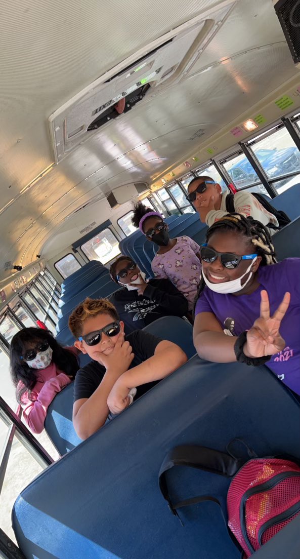 LBESjags's tweet photo. Today we had the pleasure of celebrating Purple Up Day by partnering with @FortBraggACS &amp; @82ndCAB for our Purple Up Obstacle Course! Thank you all for making this a successful day for our students! #sharethegood #ccs #purpleup4militarykids #cumberlandcountyschools #fortbragg https://t.co/QbdWOHEquP