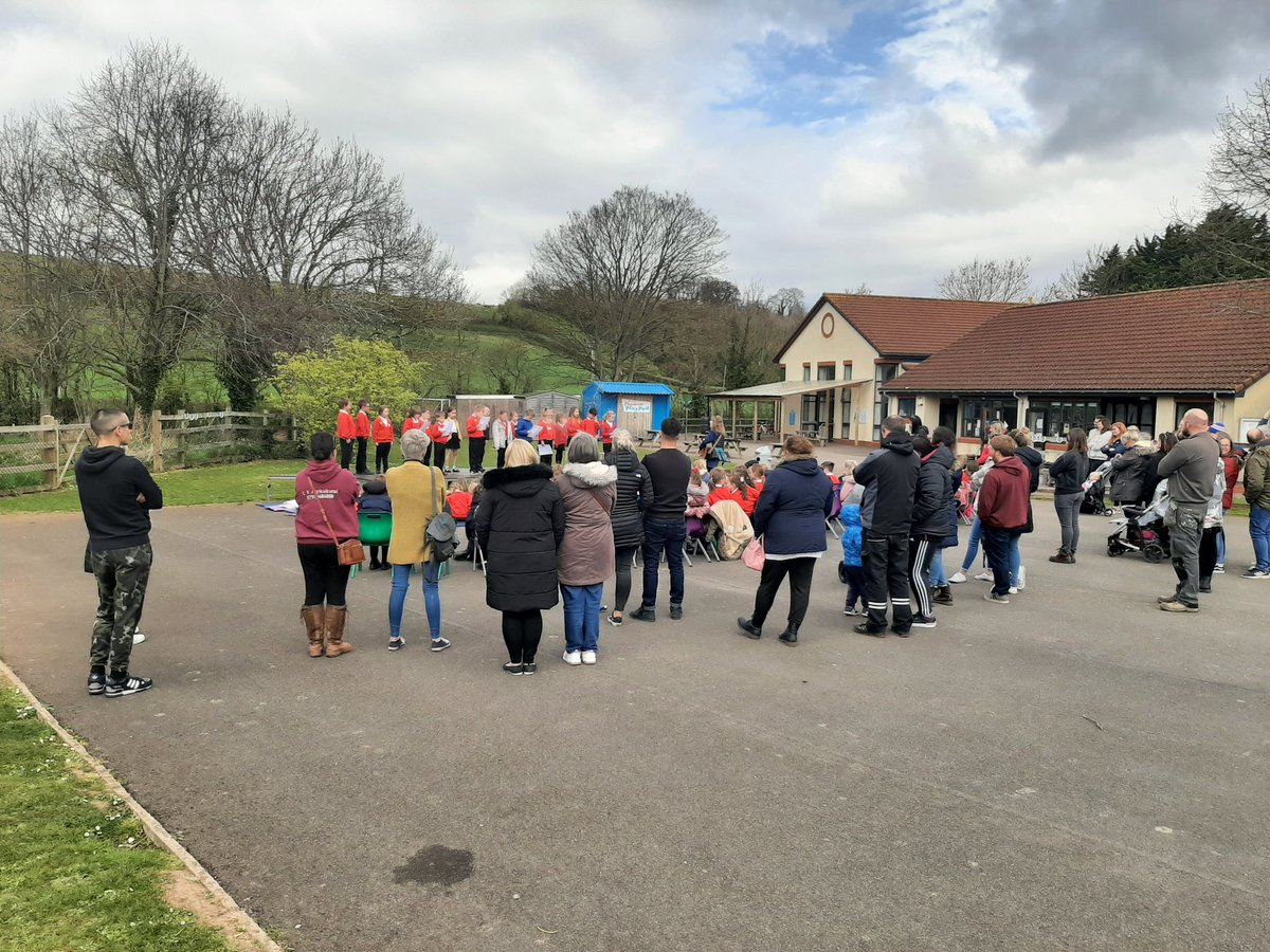 St Peter's First School tweet media