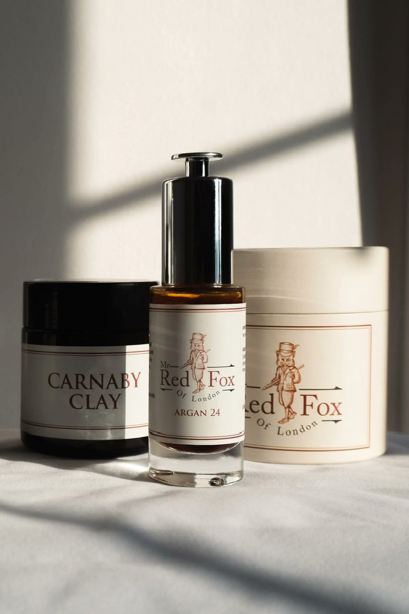 RedFoxOfLondon's tweet photo. Our Argan 24 is an easily absorbed emollient, excellent for use as a leave-in hair moisturising and nourishing treatment, thanks to its high vitamin E content. Apply our exquisite Argan 24 Oil to moisturise, soften and style your hair, providing shine and softness. #argan https://t.co/RAVTDJyxb3