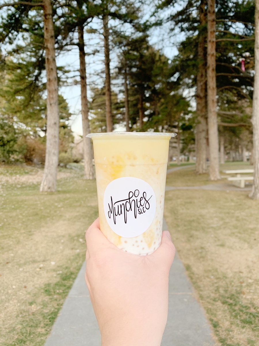 MunchiesSLC's tweet photo. Celebrate spring and sunshine with our mango sago 😍☀️✨ Open tonight at 7-11 pm https://t.co/HHag4gkaiR