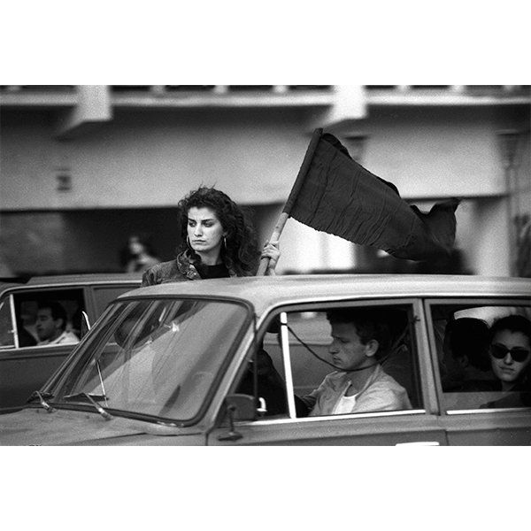Mar1amtsab's tweet photo. 33 years have passed since 9 April tragedy. At least 20 people were tragically killed as Soviet troops attacked peaceful protesters in the centre of #Tbilisi.
The date has been etched into the minds of locals and is remembered as the day of National Unity. 
#NEVERBACKTOUSSR 🇬🇪 https://t.co/tk2e2lqYR4