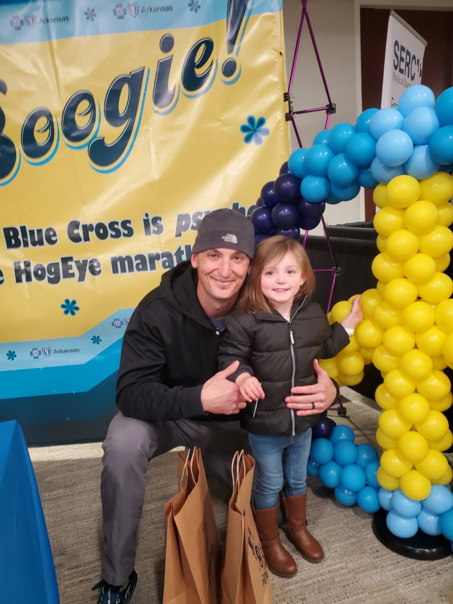 ArkBlueCross's tweet photo. Hogeye Marathon & Relay runners! Come visit the Arkansas Blue Cross booth at The Jones Center in Springdale before 7 tonight for a free pair of groovy compression socks (while supplies last) and register to win a massage gun! #theoneforall #livefearless #NWAStrong #NWA #BYFC2022 https://t.co/AzOVjNGfkc