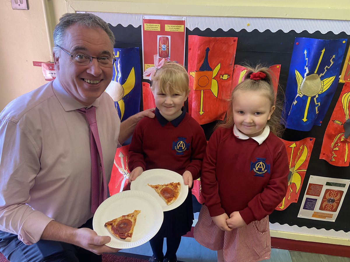 AMcneill's tweet photo. Mr McCabe was in for a treat today. We made pizza this morning as part of our ‘Yum Yum’ topic. Future chefs in the making. @StOPPSBelfast https://t.co/oGQXfIxflW