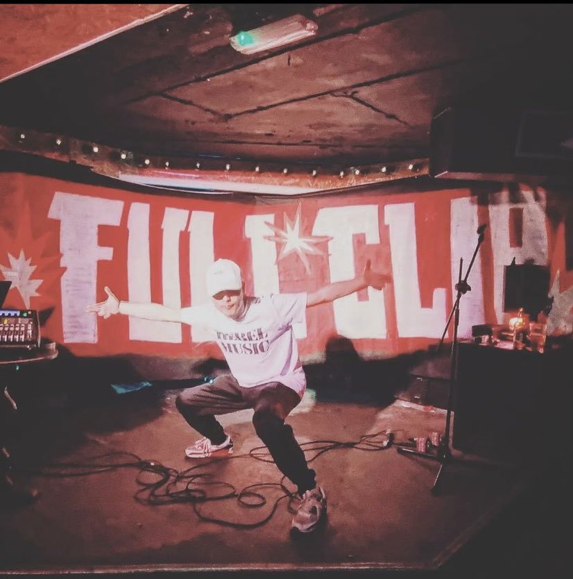 Starofkings's tweet photo. Its that time! We are ready. @fullclipmagazine are ready. The question is; are you ready?
Tonight. 7pm-3am.
#FullClipMagazine #KingsCross #FridayNight #AllTheVibes #LetsGo #ReadyForTonight #N1 #YourLocal https://t.co/9Iydms1avv