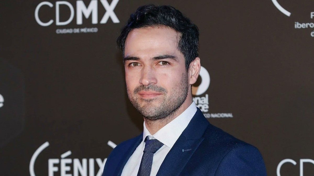 GQMexico's tweet photo. Para el mexicano, Alfonso Herrera, este proyecto es una prueba más de su talento y de las posibilidades que se están abriendo para los latinos en Hollywood: https://t.co/piFQreqseT https://t.co/alBYfbjdND
