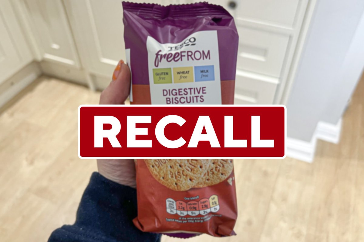 beckyexcell's tweet photo. ⚠ PRODUCT RECALL! ⚠ Tesco have recalled their Free From Digestive Biscuits as they’re not safe to eat. Please let everyone know!

READ MORE: https://t.co/8vNpxKhbz2 https://t.co/x2JqMTImfH