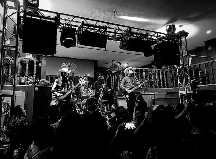 NuncaJamasBand's tweet photo. Muchas gracias Cuautitlán Izcalli. Los queremos. 

Hoy estaremos en Ixtapaluca. Jalaos! https://t.co/W89kjVicQ6
