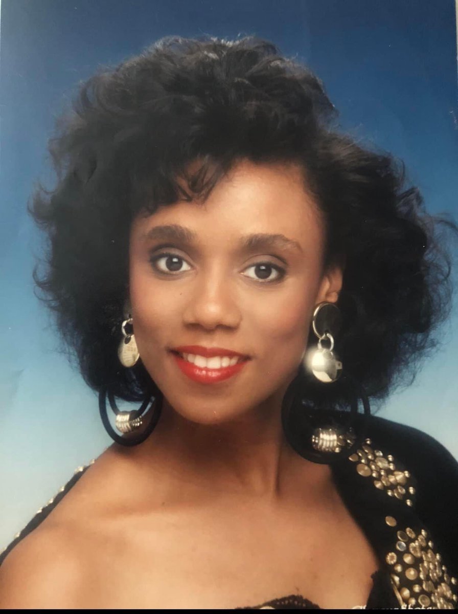 onlykyiaaa's tweet photo. March 30th is when you left us but today is when we said our goodbyes …

you can finally take your rest , i got it from here 🤞🏽🤍 love you forever ma https://t.co/674U9EJ60X