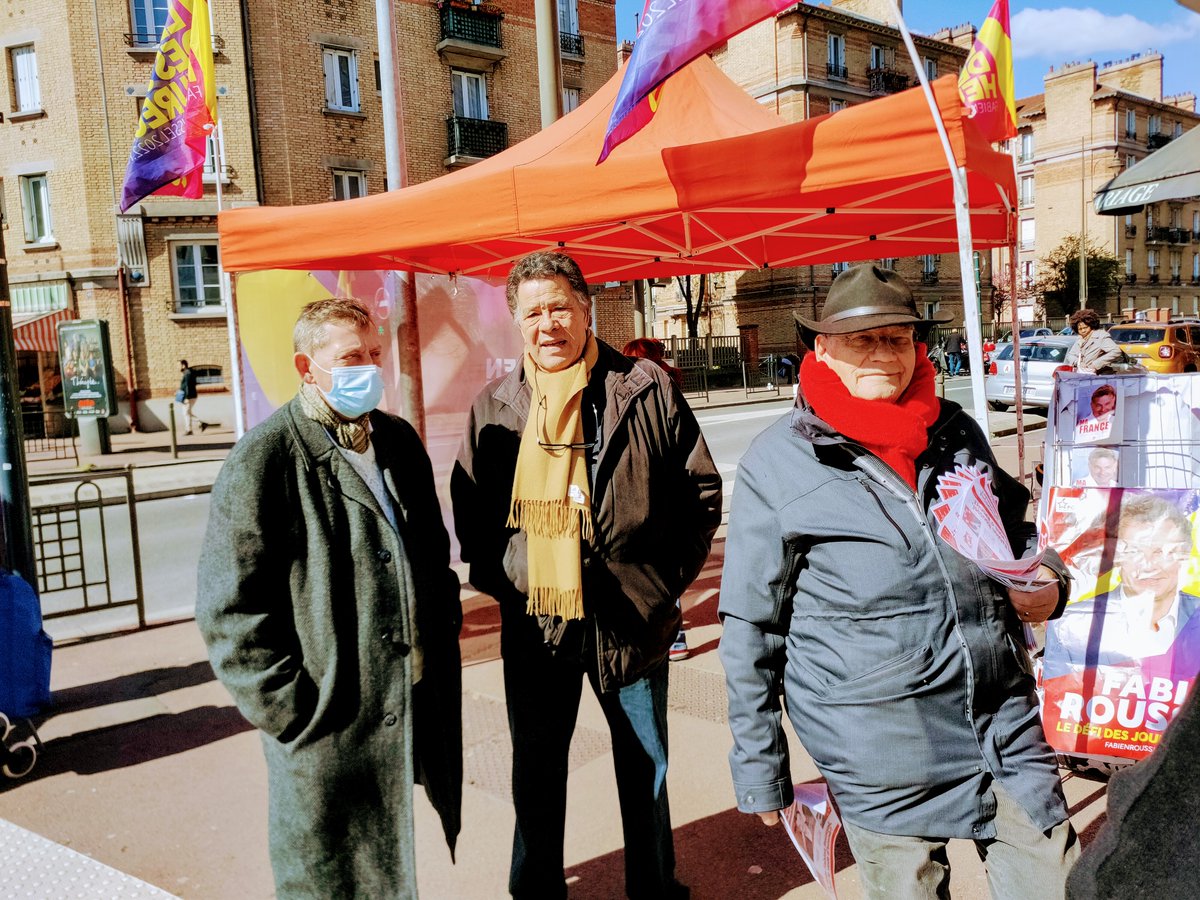 pcfsuresnes's tweet photo. Nous avons été ravis d’avoir pu mener campagne, auprès de vous, ces derniers mois. 
À #Suresnes, le 10 avril, votons pour Fabien Roussel (c’est la touche 2). https://t.co/BYrPvisbcr
